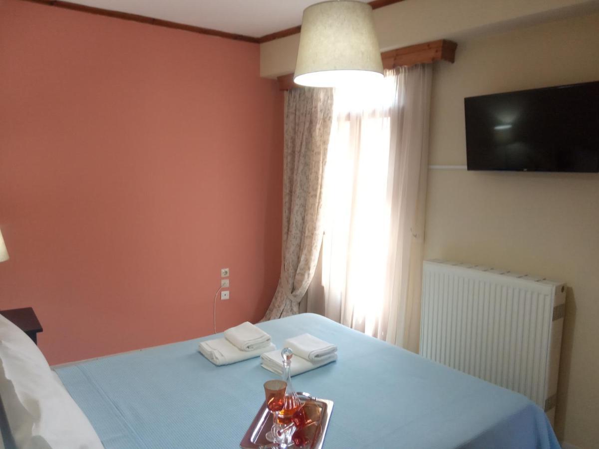 Small Town Apartment โคนิทซา ภายนอก รูปภาพ